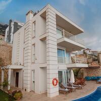 Villa Göktepe 2 — 2