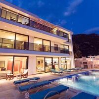 Villa Ela — 1