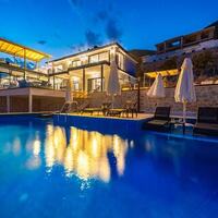 Villa Avenir — 2