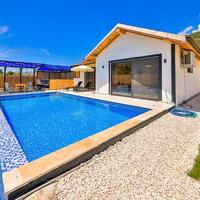 Villa Erisa — 13