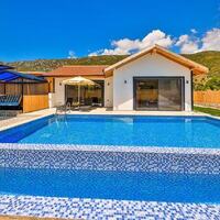 Villa Erisa — 18