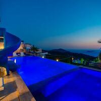 Villa Titanic — 5