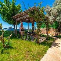 Villa Anahita — 22