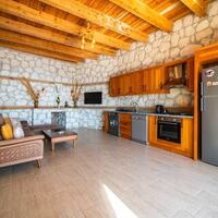 Villa Anahita — 24