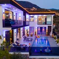 Villa Water Moon — 2