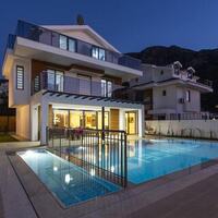 Villa Berzan — 8