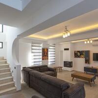 Villa Berzan — 16
