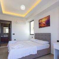 Villa Berzan — 17