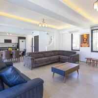 Villa Berzan — 21