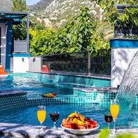 Villa Rixsos — 10