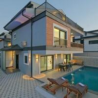 Villa White 1 — 1