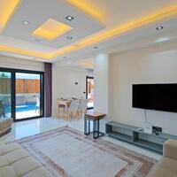 Villa White 1 — 12