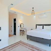 Villa White 1 — 18