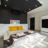 Villa Everest — 63