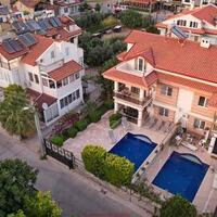 Villa Mango — 2