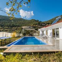 Villa Ahu — 5
