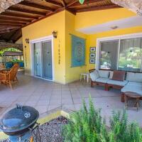 Villa Alora — 14