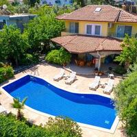Villa Alora — 31