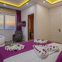 Suit Yiğit — 35