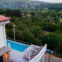 Villa Ata — 110