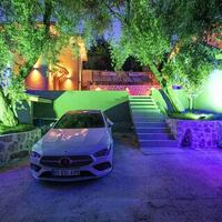 Villa Palace Small — 30