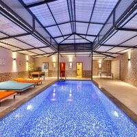 Villa Grand — 60