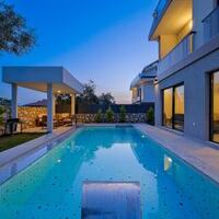 Villa Note 5 — 6