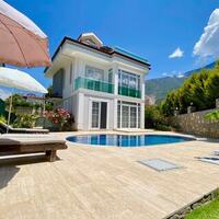 Villa Urartu — 1