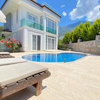 Villa Urartu — 3