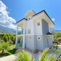 Villa Urartu — 9