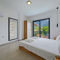 Villa Note 5 — 25