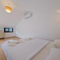 Villa Note 5 — 71