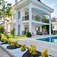 Villa Tan 1 — 1