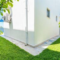 Villa Rojin — 14