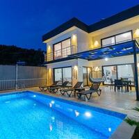 Villa Rojin — 16