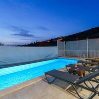 Villa Rojin — 22
