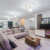 Villa Rojin — 23