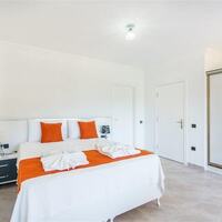 Villa Rojin — 42