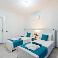Villa Rojin — 59