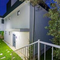 Villa Rojin — 66