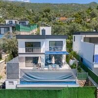 Villa Rojin — 68