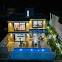 Villa Rojin — 74