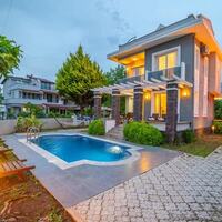 Villa Elora — 2