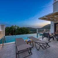 Villa Oriente — 26