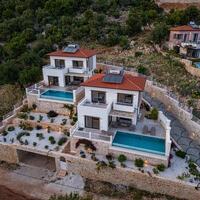 Villa Oriente — 60