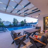 Villa Lovelet 2 — 4