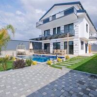 Villa Sembol — 2