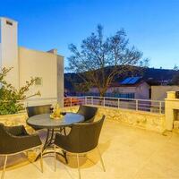 Villa Tarus Mara — 72