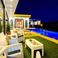 Villa Lavinya — 2