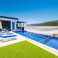 Villa Lavinya — 13